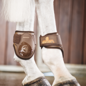 Kentucky Light Young Horses tagumised kaitsmed